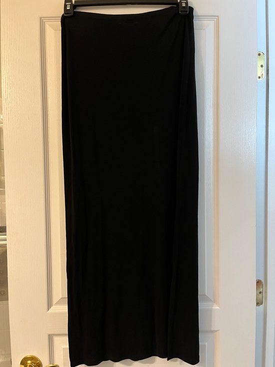 Lauren Ralph Lauren Dresses & Skirts - Lauren Ralph Lauren Black Maxi Skirt with Sleek Silhouette